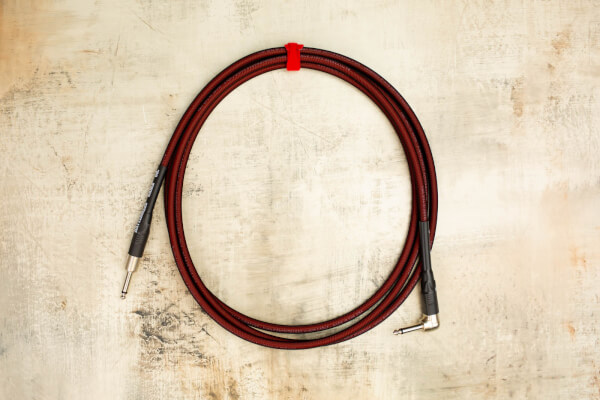  10' Standard in Oxblood with Neutrik Right Angle Nickel to Neutrik Straight Nickel 