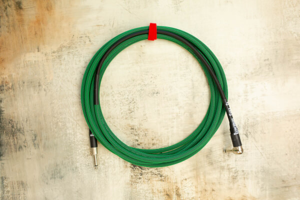 20' Snake Head in Mean Green with Neutrik Right Angle Nickel (connected to instrument) to Neutrik Straight Nickel 